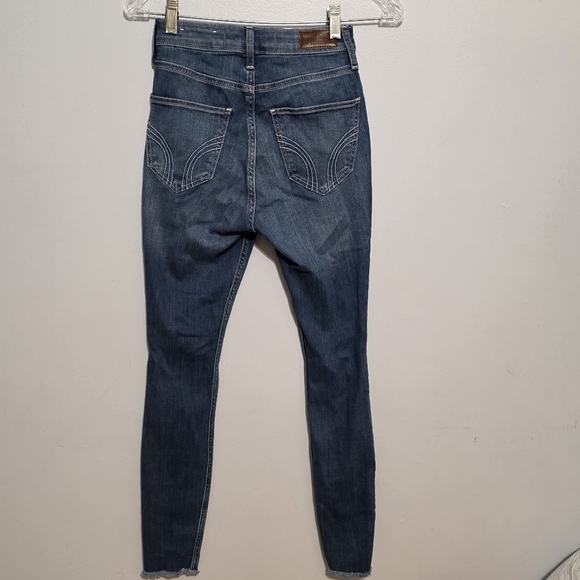 Hollister High Rise Super Skinny Jeans Dark Wash Size 0 Short - Picture 3 of 4